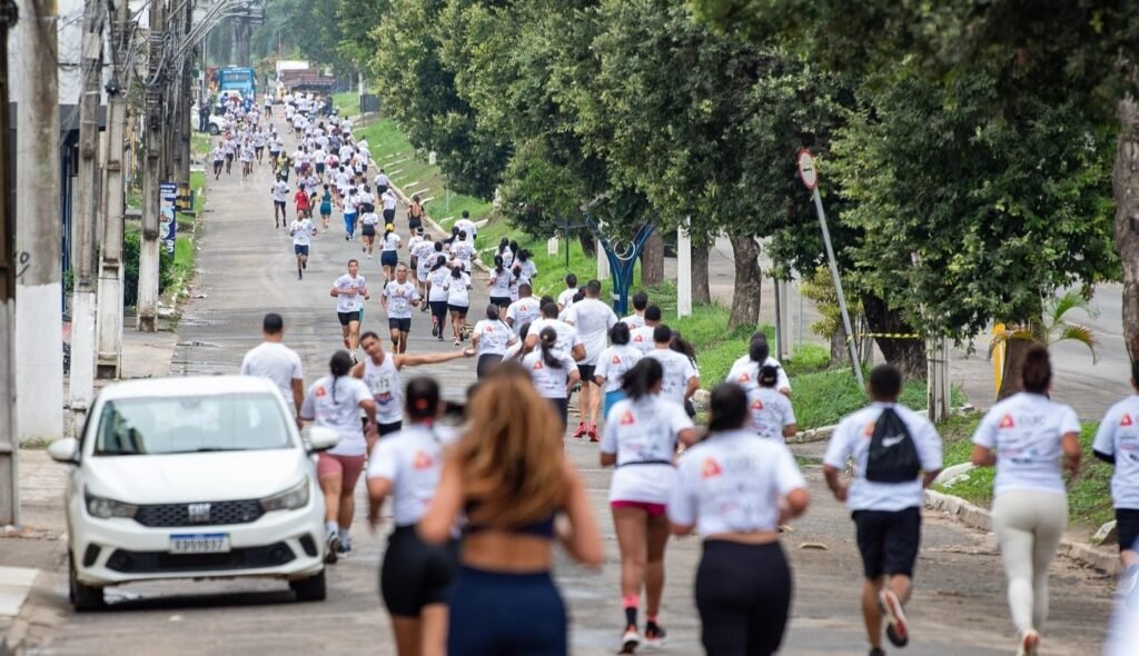 Sucesso absoluto na Corrida do Trabalhador em Teixeira de Freitas: superação, união e muita energia marcaram o evento